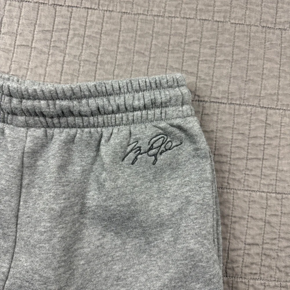 Jordan Boys Youth Large 12-13 Yrs Gray Fleece Shorts Jumpman Casual Active